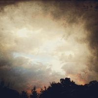 Singed clouds | Blurbomat.com