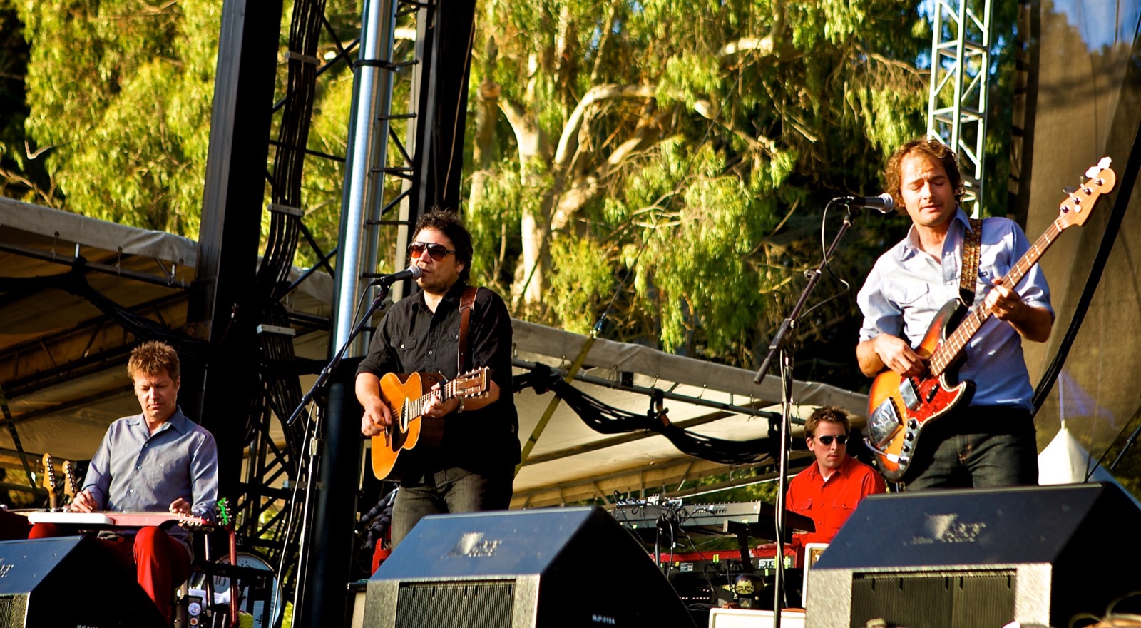 Wilco Front Line – Nels Cline, Jeff Tweedy, John Stirratt – WIlco – Outside Lands, 2008